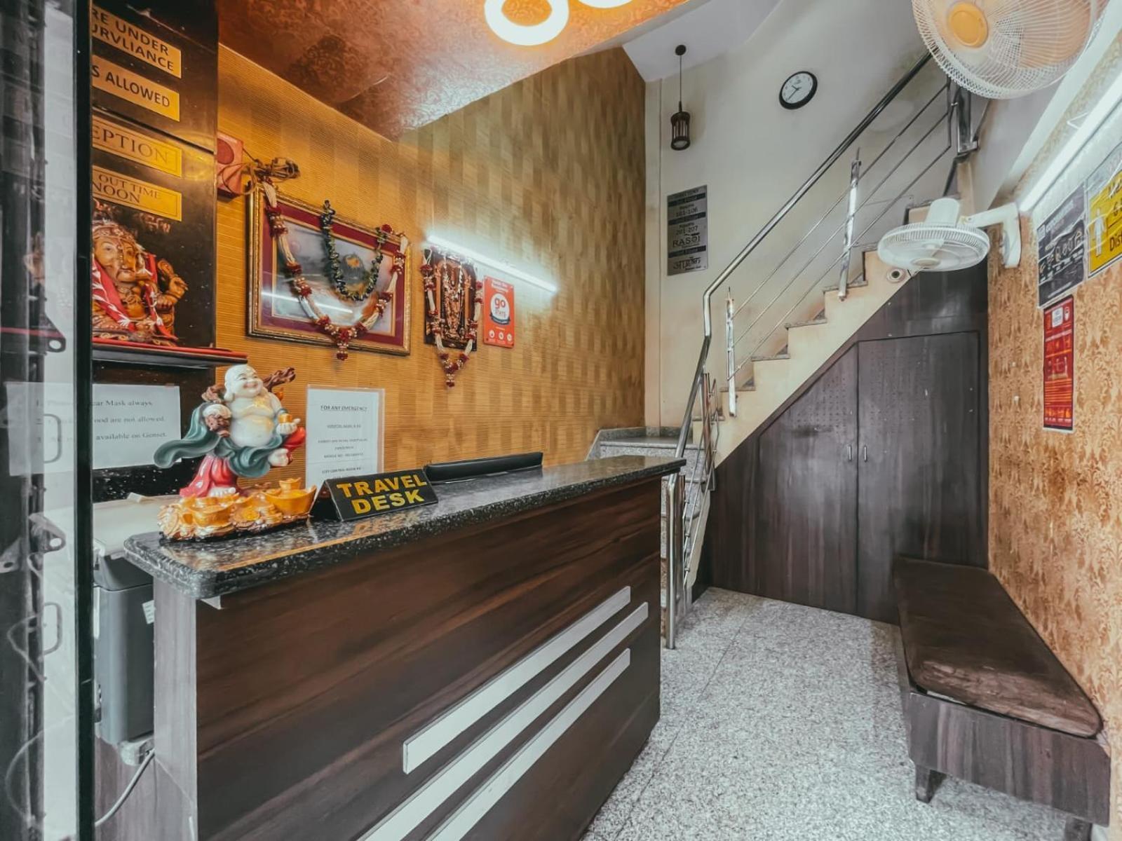 Hotel S L E Residency Varanasi Esterno foto